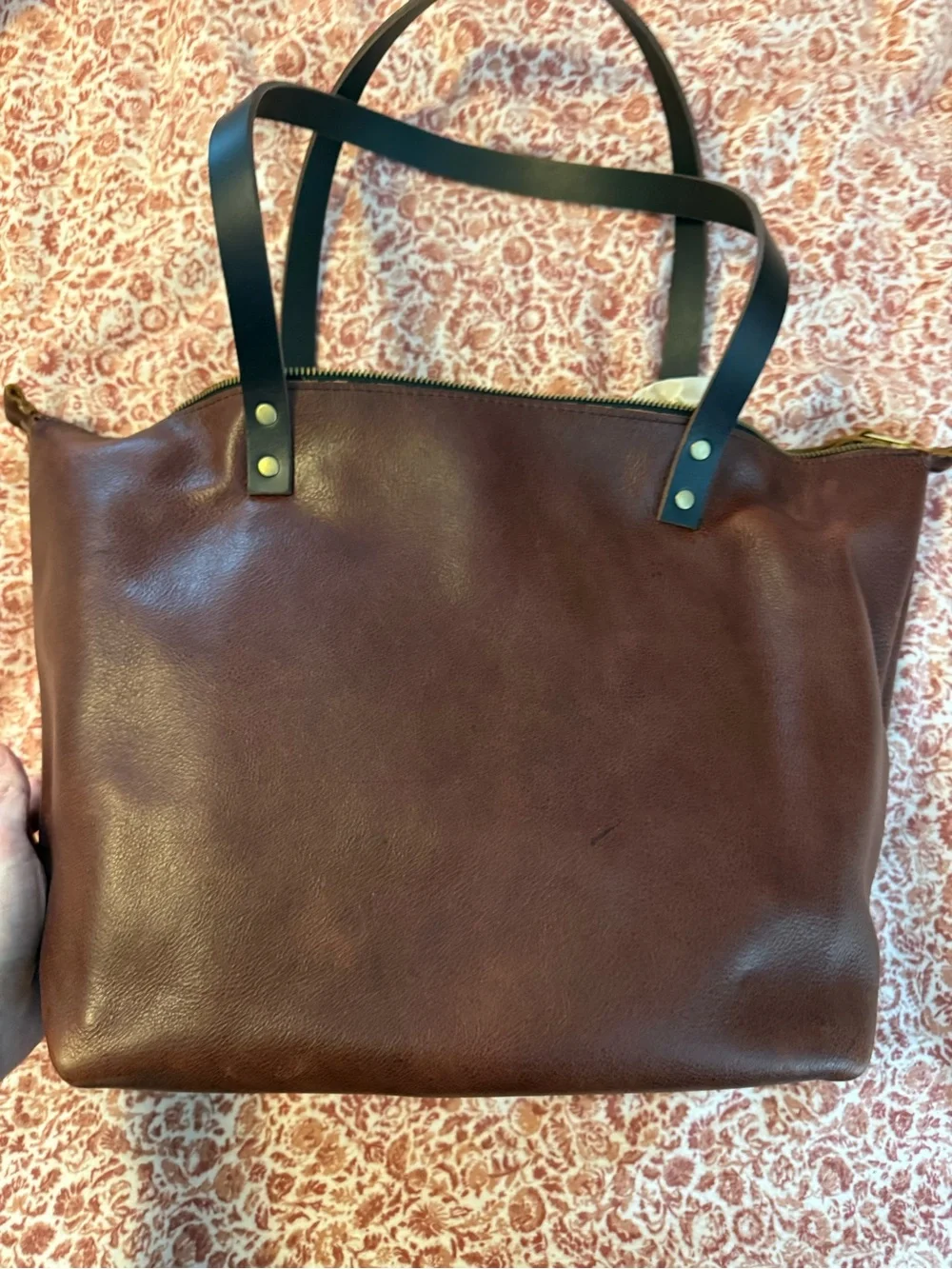Portland Leather roomy leather